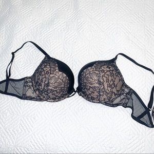 VICTORIA SECRET BOMBSHELL BRA LACE 34C